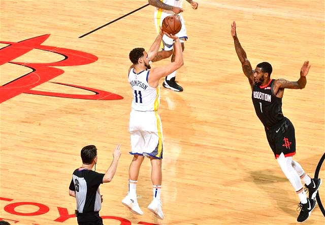  克莱赛季最高54分，勇士射落老鹰主场  