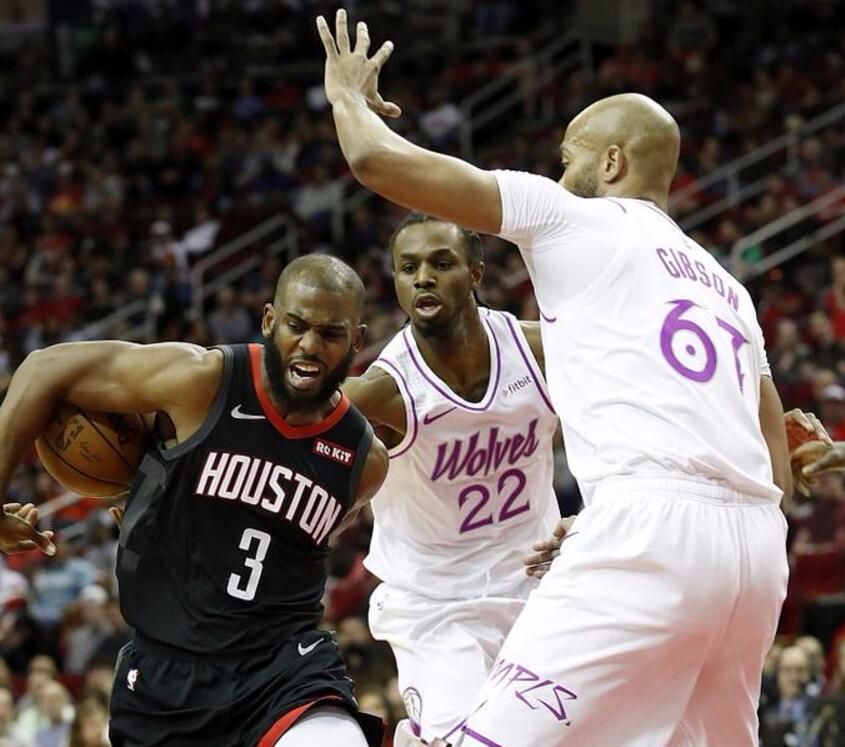  圣埃蒂安老帅运筹帷幄，轮换阵容仍取三分稳居中游